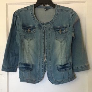 Denim jean jacket crew neck 3/4 sleeve size 4